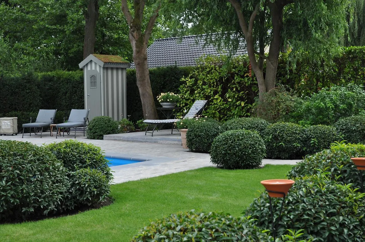 B&B Charming Escape Bed & Breakfast Steenokkerzeel